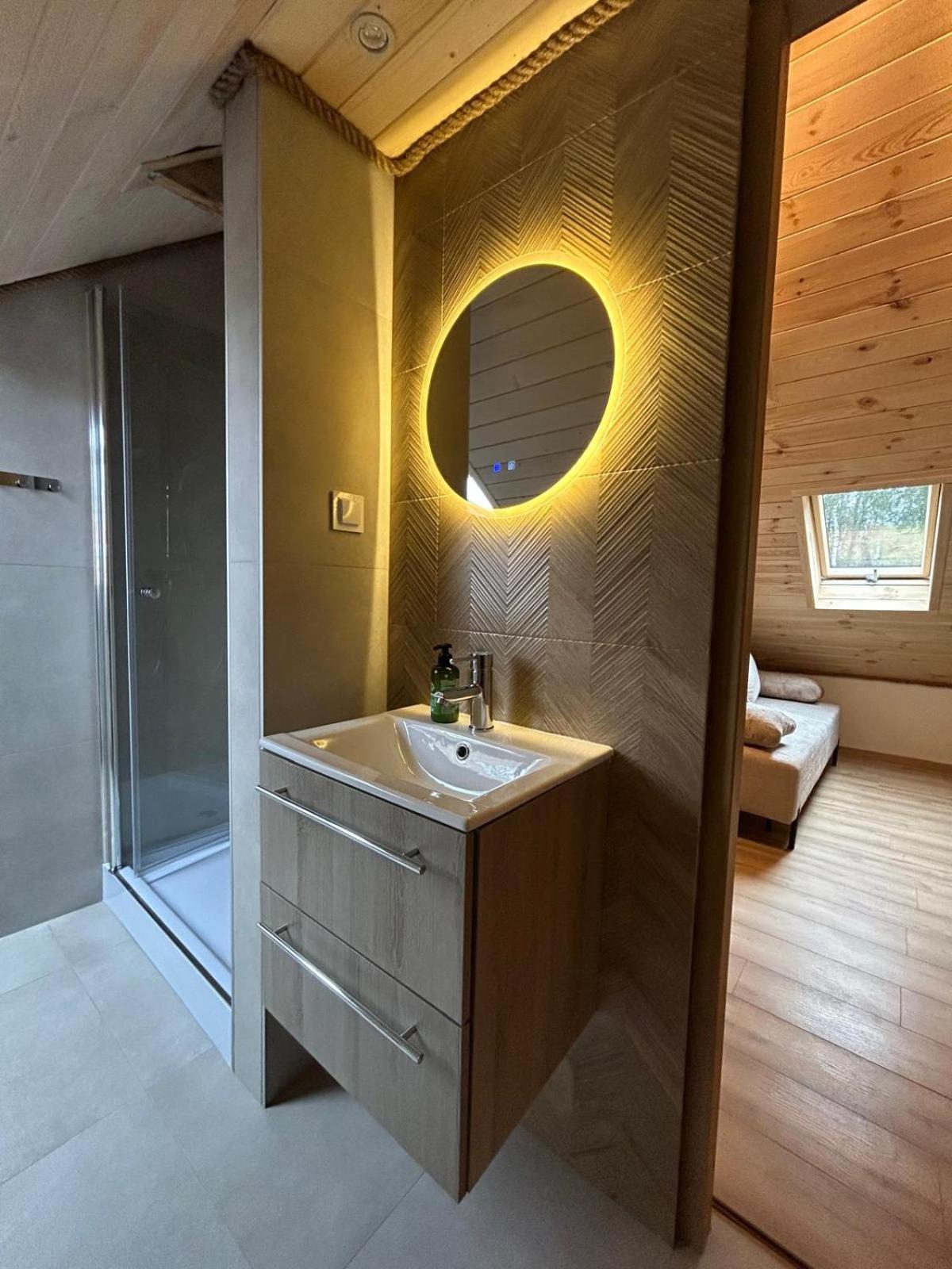 Hotel Poloninka à Ustrzyki Górne Extérieur photo
